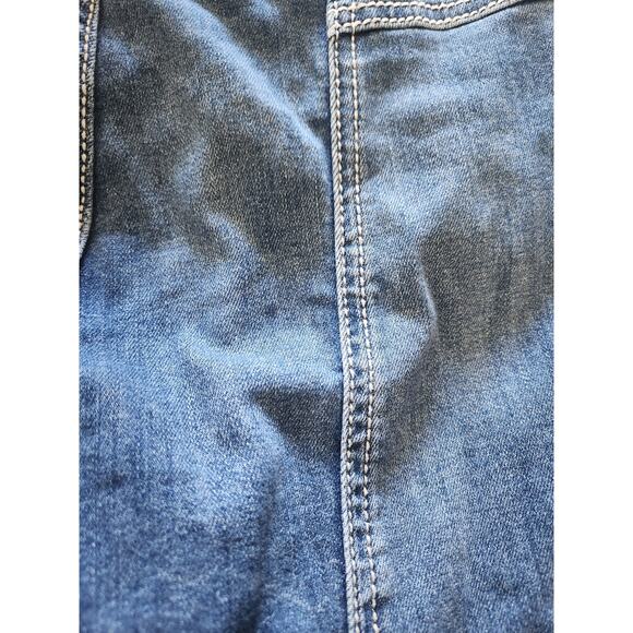 Shyanne Women's Wide Leg Light Wash Jeans-26W/34L Regular - Picture 4 of 6